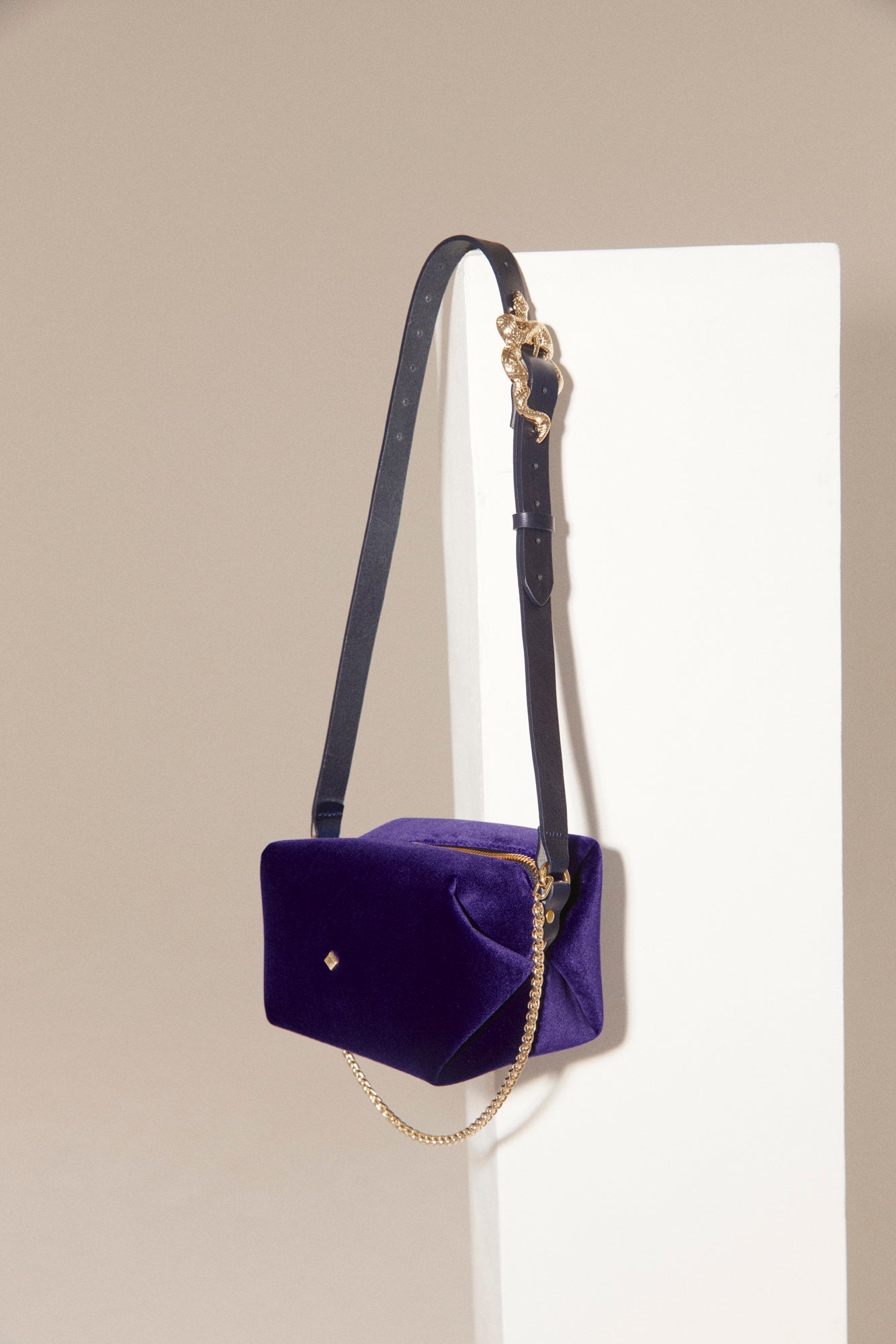 LE MINI SOHNA - VELOURS SILK BARBIER VIOLET NUIT