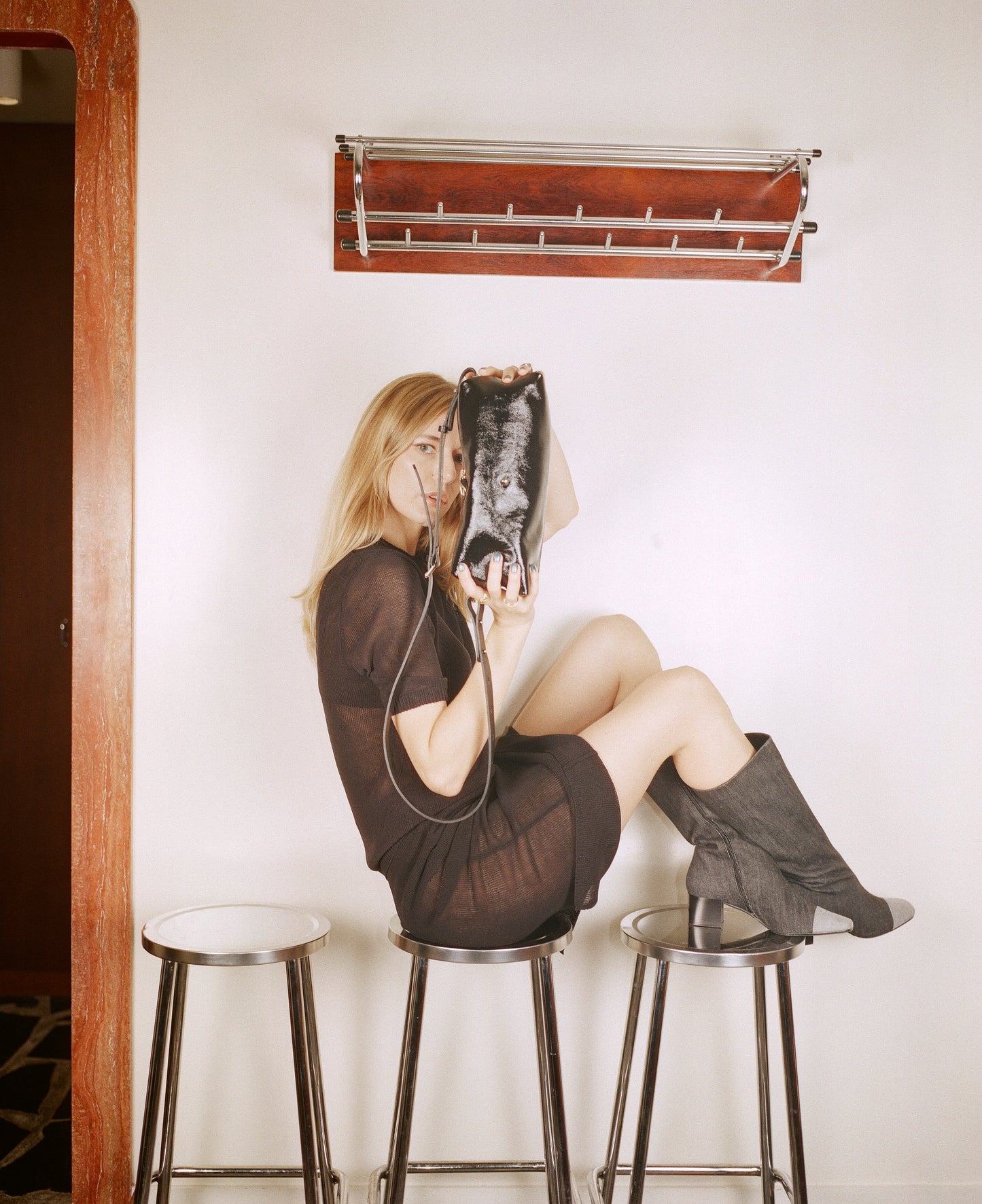 LE SOHNA - CRISPY NOIR