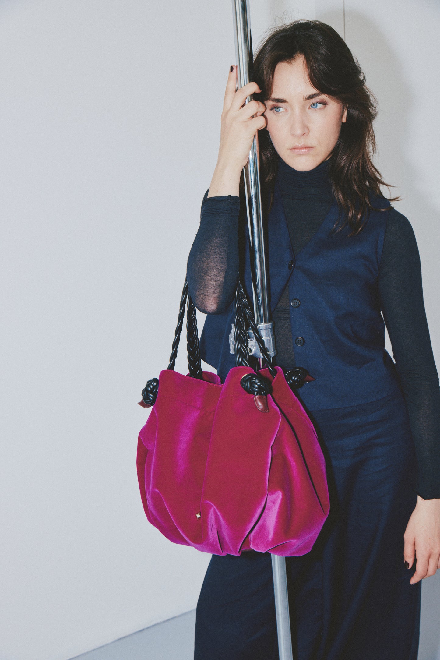 LE GRAND CHOUCHOU - VELOURS SILK FUCHSIA