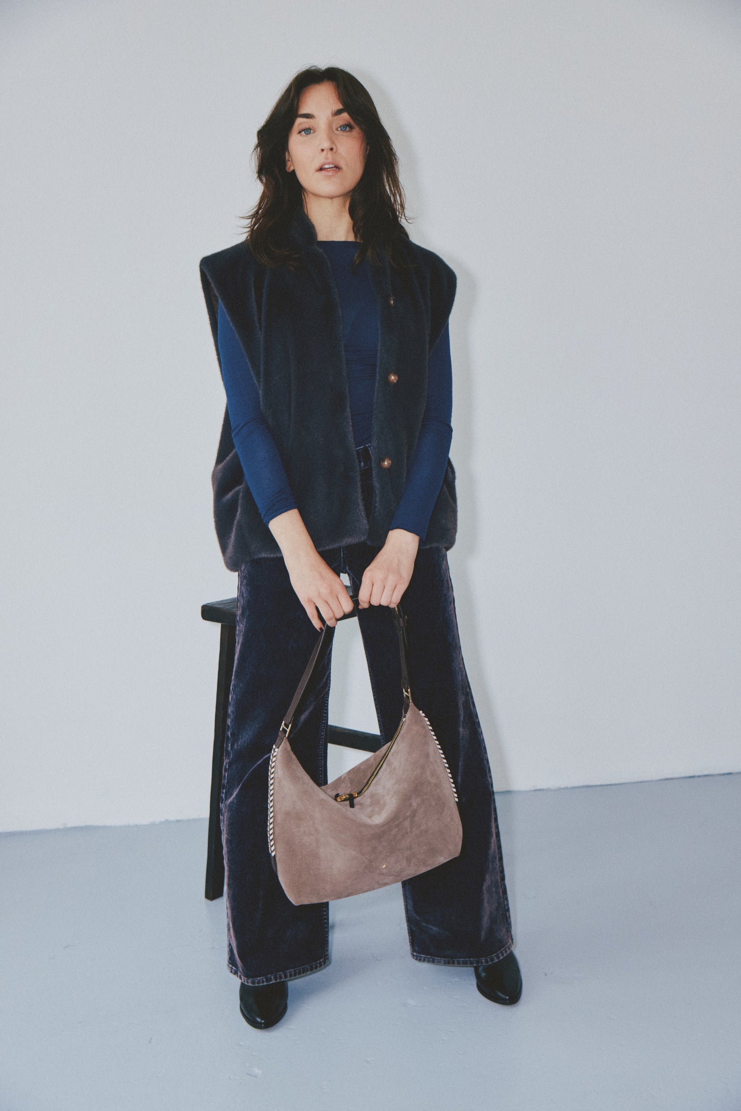 THE VELVET FRED - SMOKY EBONY