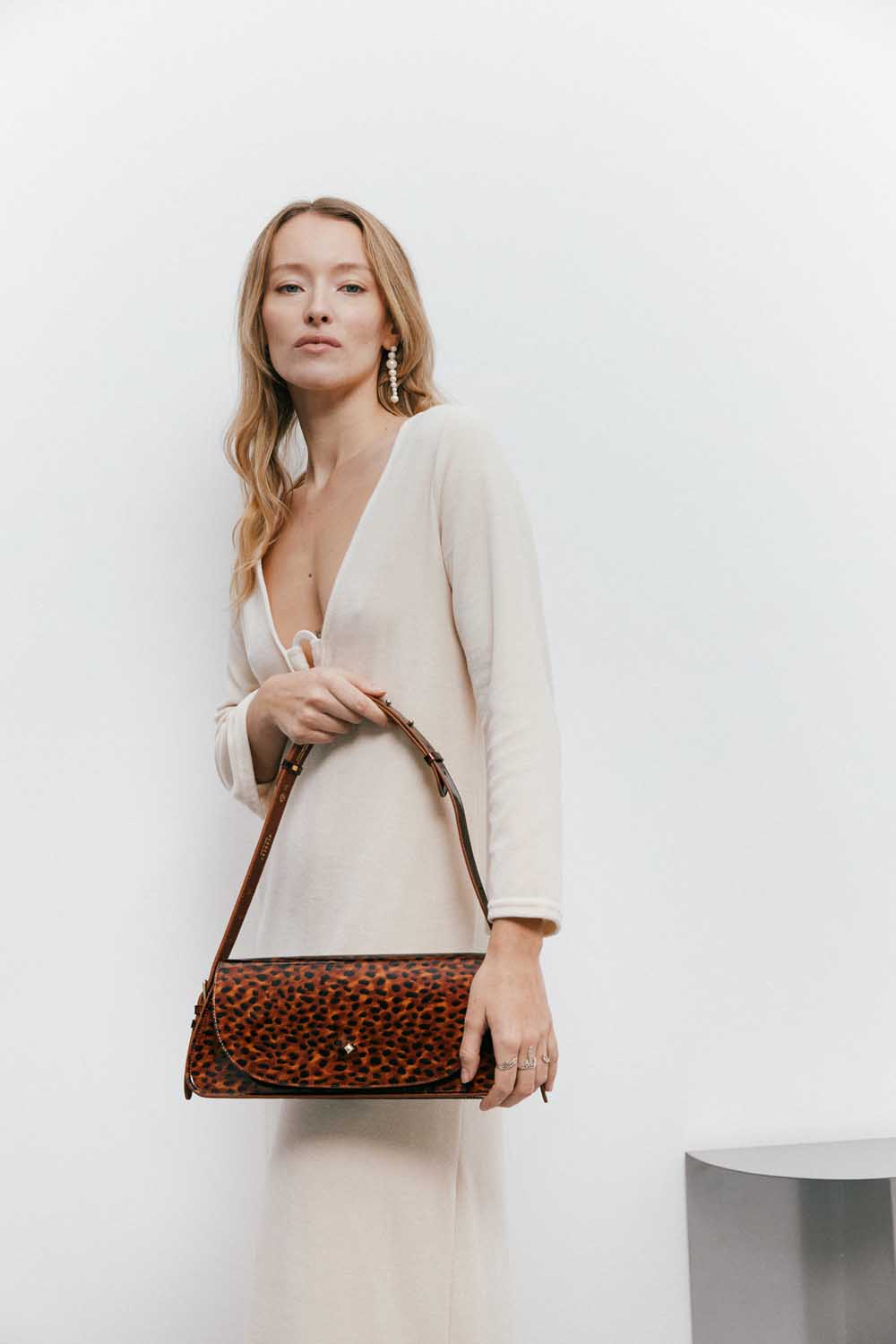 THE ROCK-CHOCOLATE POTTY