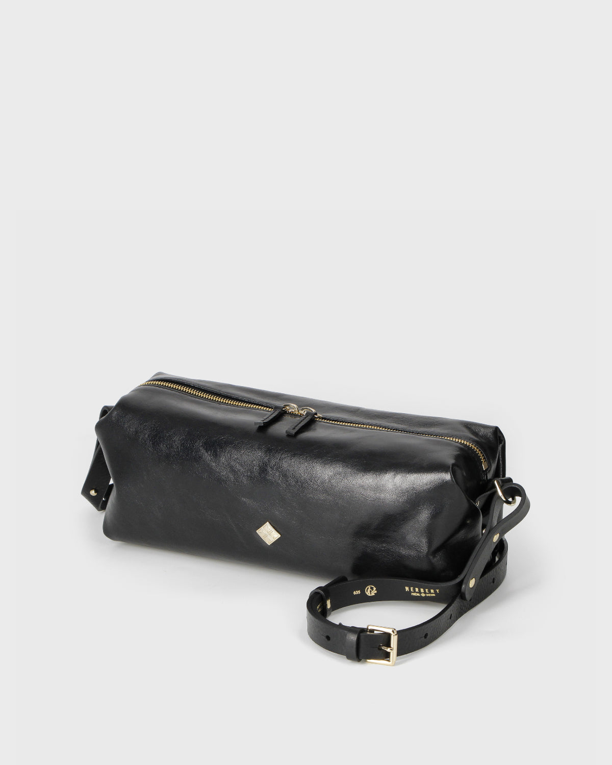 LE SOHNA signature - PARMA NOIR