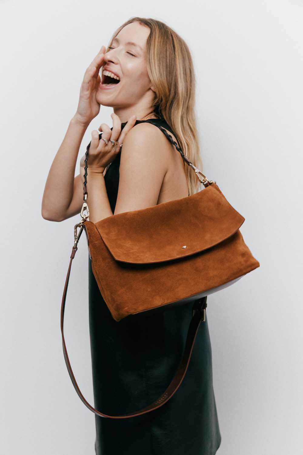 LE BENSON - SMOKY EBONY VELVET 