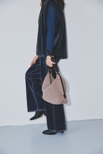 THE VELVET FRED - SMOKY EBONY 