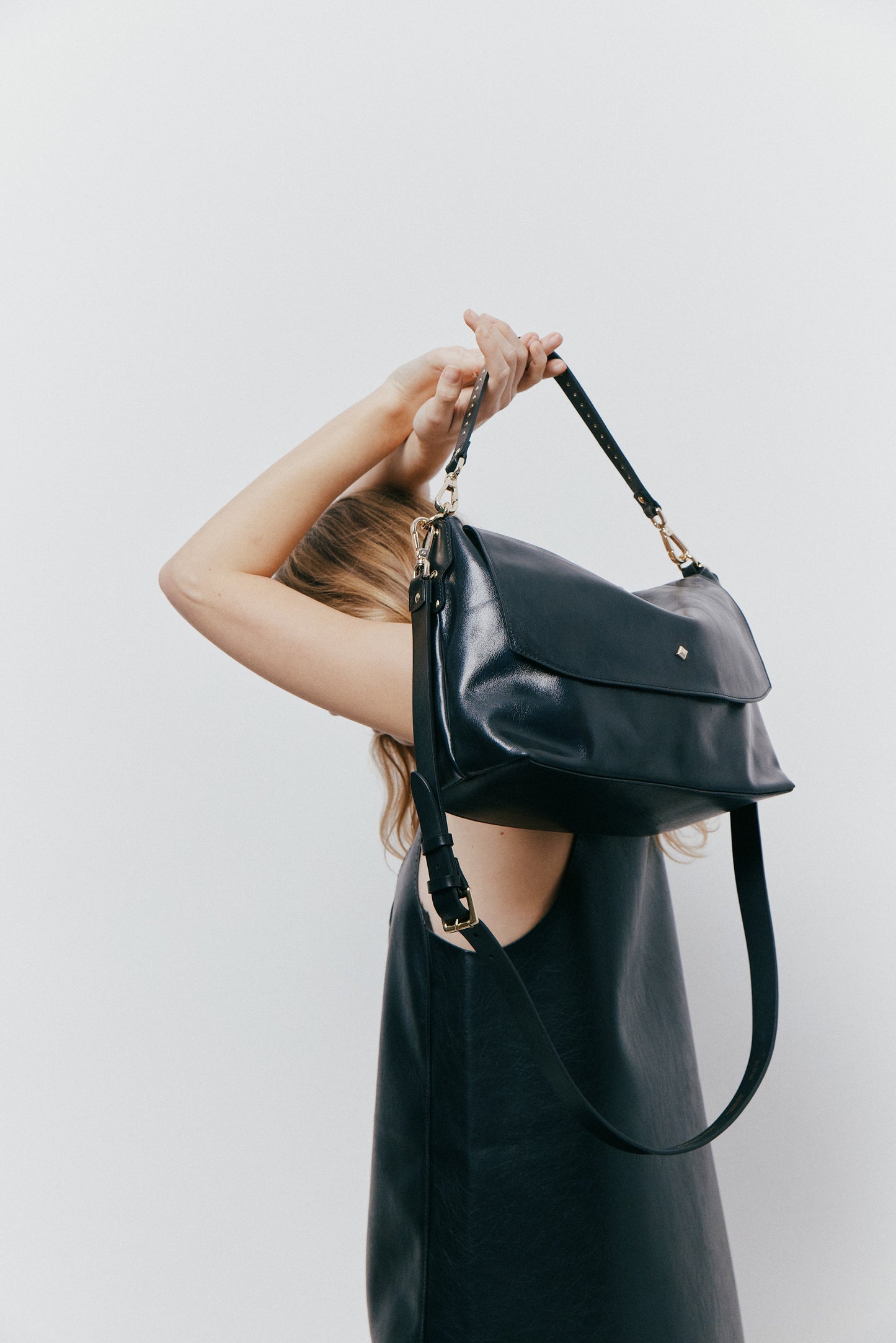 LE BENSON - SMOKY EBONY VELVET 